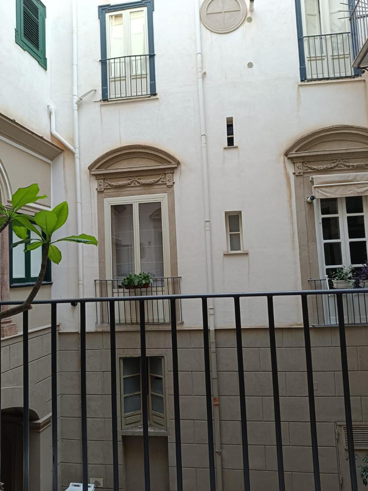 Apartament La Dimora Della Kalsa Palermo Zewnętrze zdjęcie