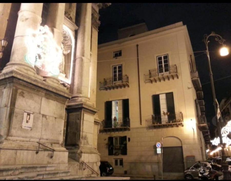 Apartament La Dimora Della Kalsa Palermo Zewnętrze zdjęcie